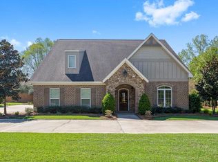 3 Middlefield Ln, Dothan, AL 36301