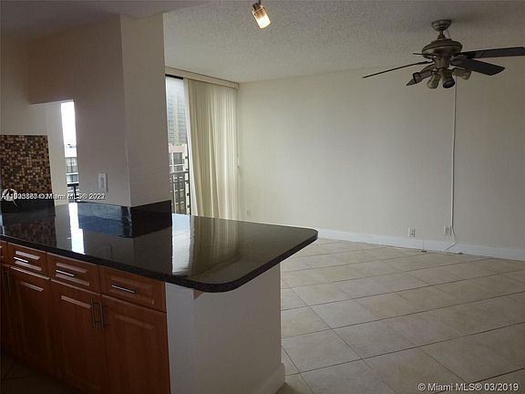 5th image of 17021 N Bay Rd APT 1026