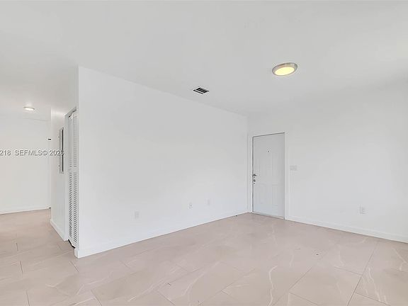 4th image of 10235 SW 173rd St #10235