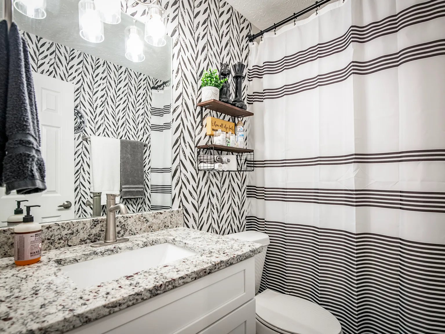 4350 Wesley Pl — Photo 2