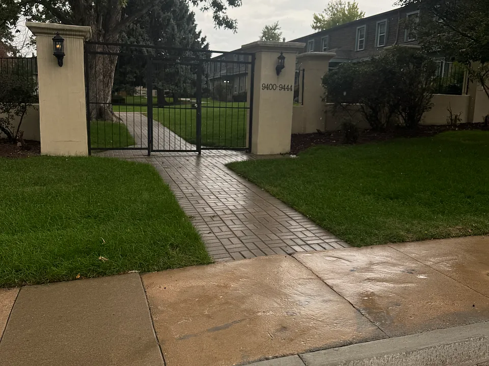 9444 E Girard Ave #9