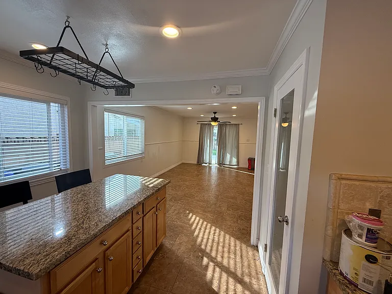 21111 Winterset Dr — Photo 6