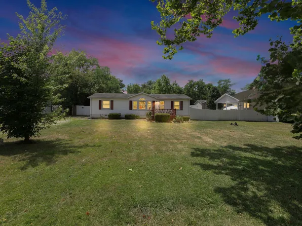 8535 Royalton Rd SW, Lancaster, OH 43130
