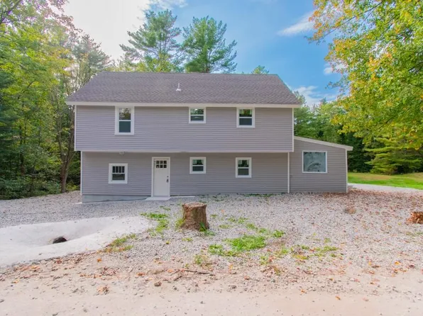 8 Crooked River Road, Otisfield, ME 04270