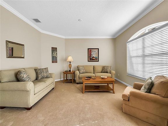 5th image of 1621 Victoria Gardens Dr