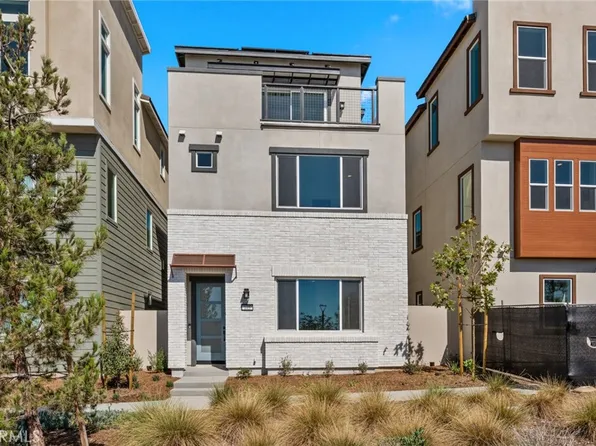 105 Moody, Irvine, CA 92618
