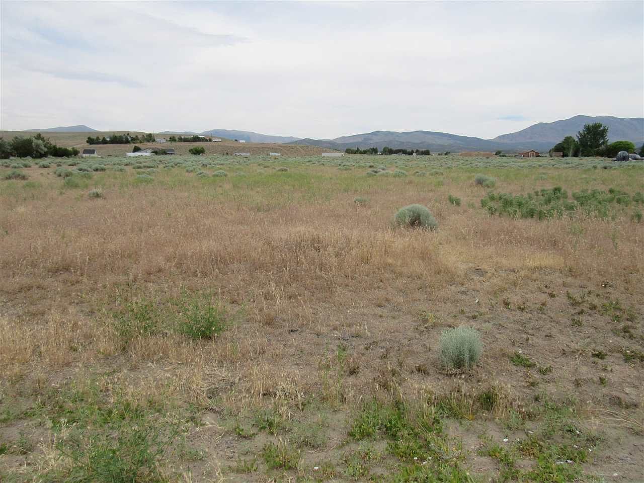 1675 Windmill Rd, Gardnerville, NV 89410 Zillow