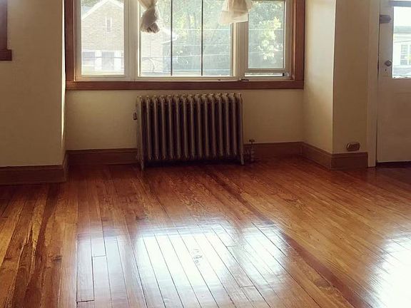 Den / Family Room / Multipurpose Room with a big Balancoy