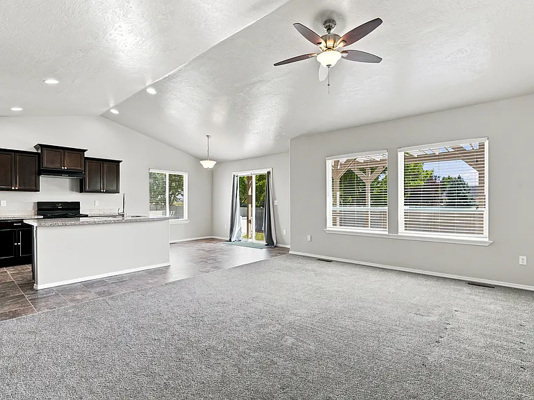 9957 W Snow Wolf Dr — Photo 4