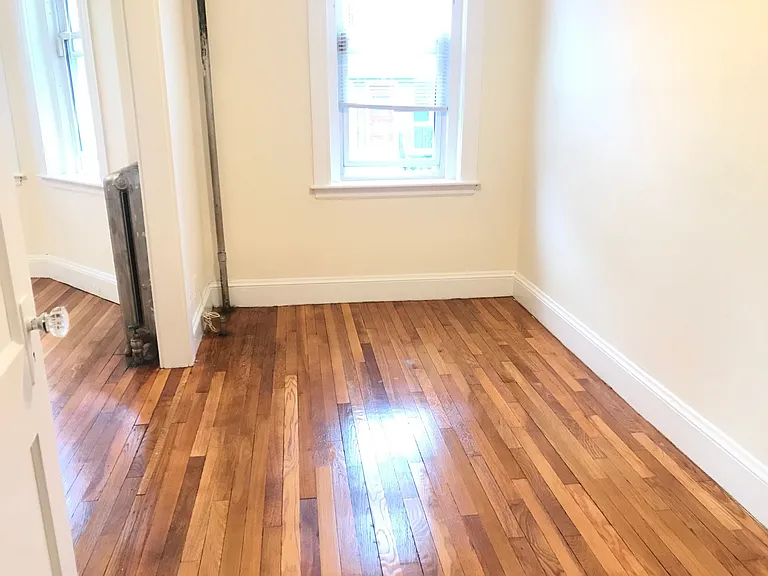 13 Dean St #3 — Photo 7