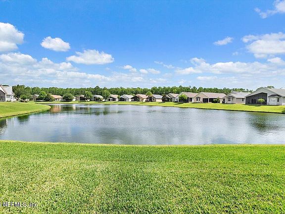 3rd image of 1330 CASTLE PINES Circle