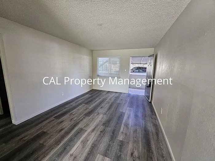 938 Illinois Ave #17