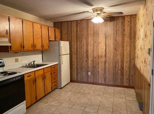 17 Winter St., Newport, NH 03773
