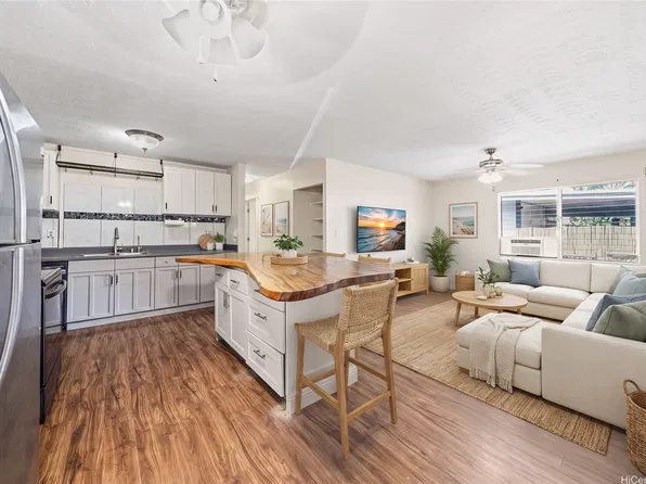 67-173 Kuoha St, Waialua, HI 96791