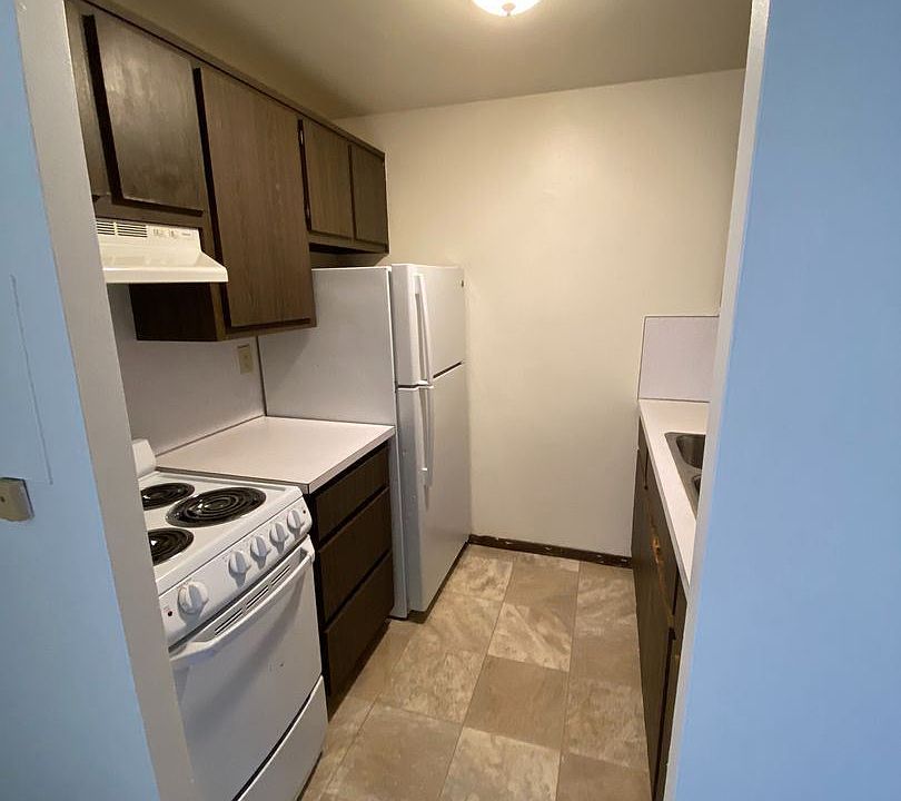 1st image of 1772 Western Ave #16