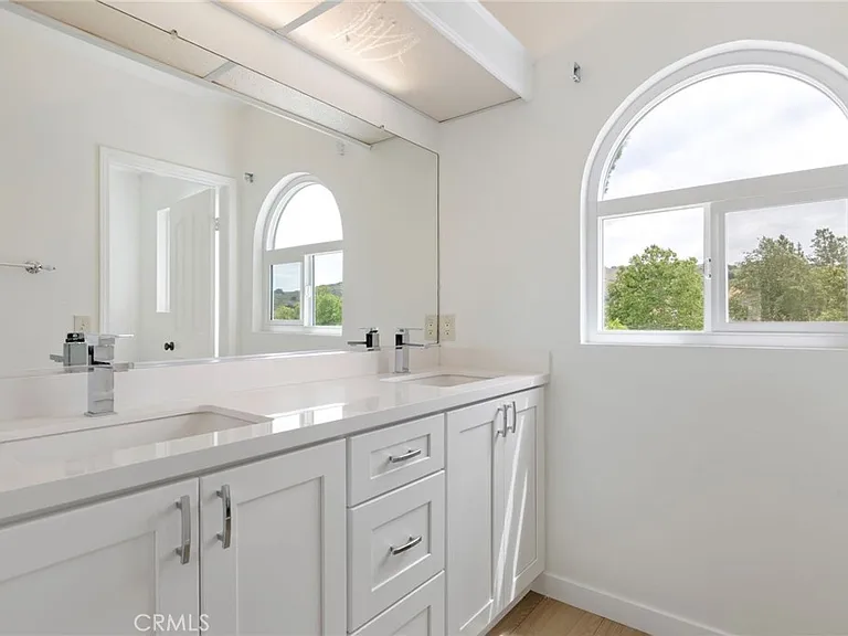 3854 Lost Springs Dr — Photo 22