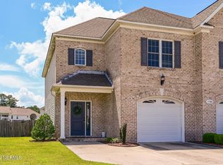 1704 Brook Hollow Dr, Greenville, NC 27834