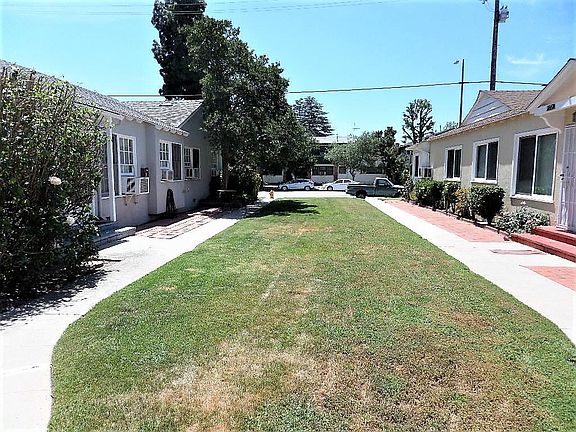 4th image of 11663 Magnolia Blvd #11663