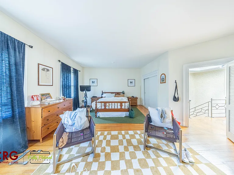 1712 Beacon St #2 — Photo 16