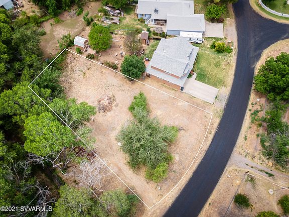 4th image of 3903 E Comanche Dr