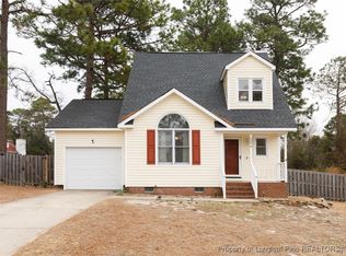 6894 Pin Oak Ln, Fayetteville, NC 28314