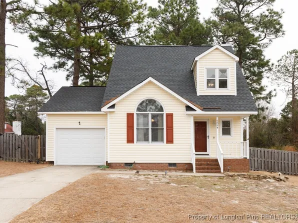 6894 Pin Oak Ln, Fayetteville, NC 28314