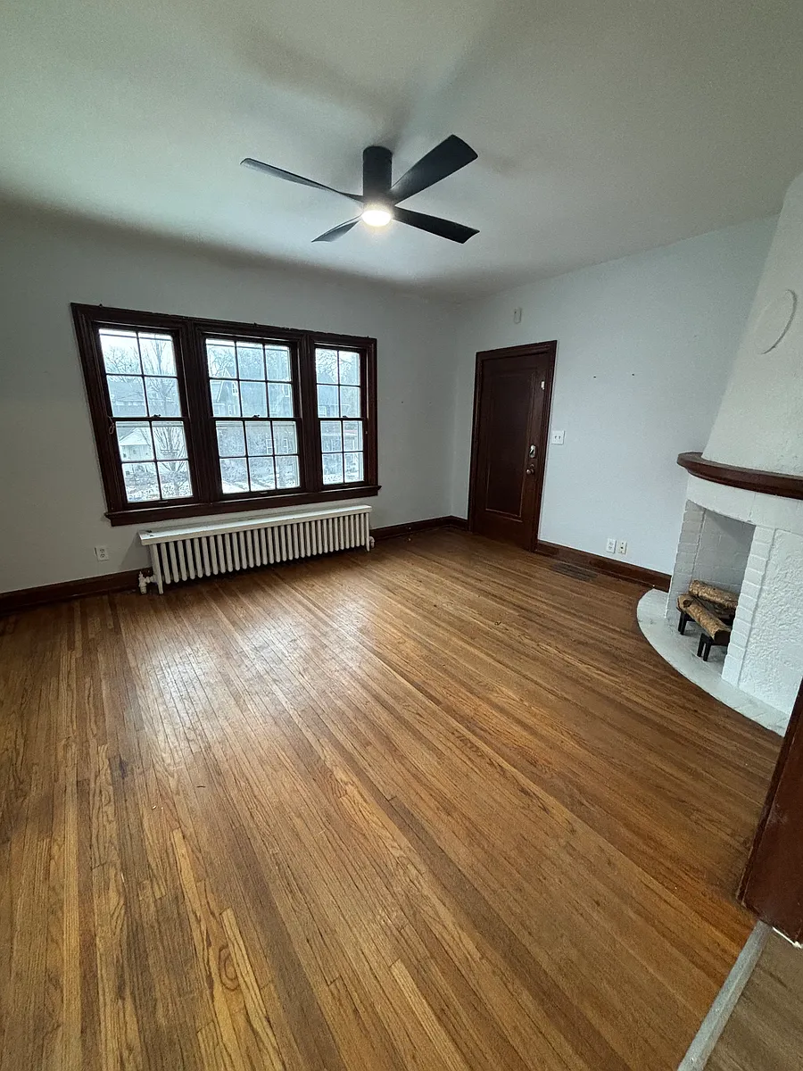 Building Photo - 1325 Laclede Rd #2