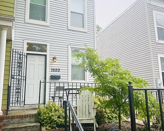 2nd image of 1520 Constitution Ave NE
