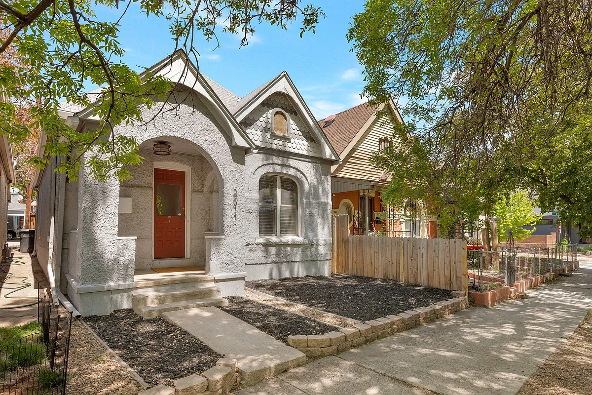 Building Photo - 2511 W Caithness Pl
