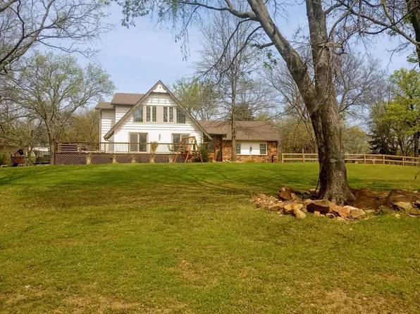 4576 County Road 2630, Coffeyville, KS 67337