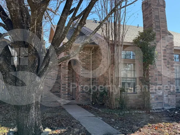 732 Versailles St, Mesquite, TX 75149