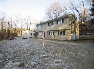 38 Hillside Ter, Green Twp, NJ 07821