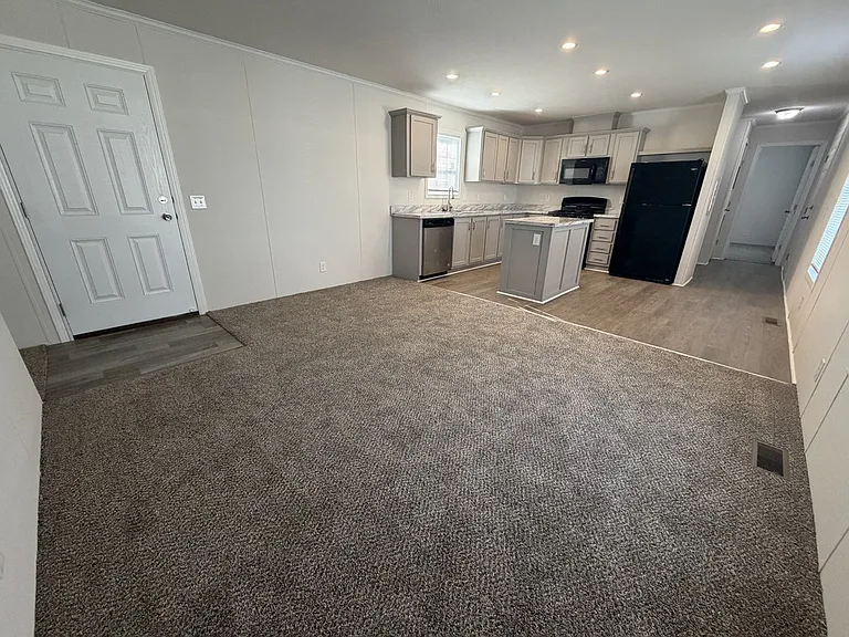 38000 Le Chateau Blvd #144 — Photo 8
