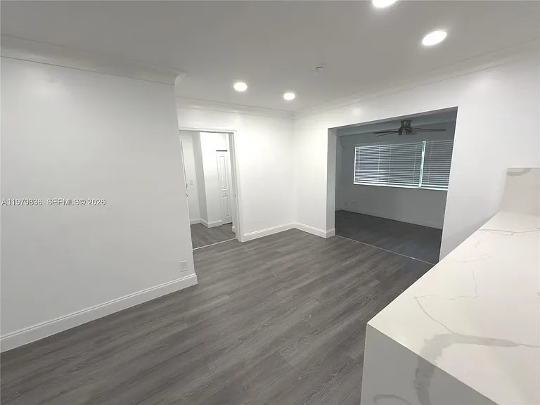 1403 Adams St — Photo 9