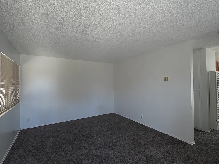 16809 Dalton Ave #6 — Photo 4