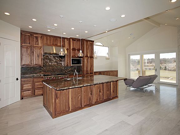 5th image of 3 Prestwick Ln