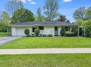 3821 Meadow Ln, Manitowoc, WI 54220