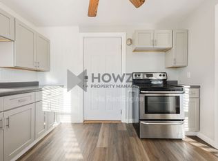 10 Atherton Rd APT 5, Hull, MA 02045