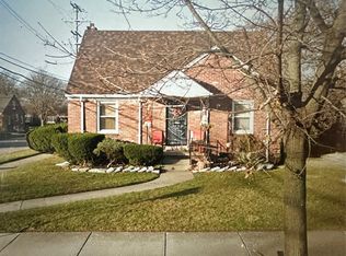18401 Ashton Ave, Detroit, MI 48219