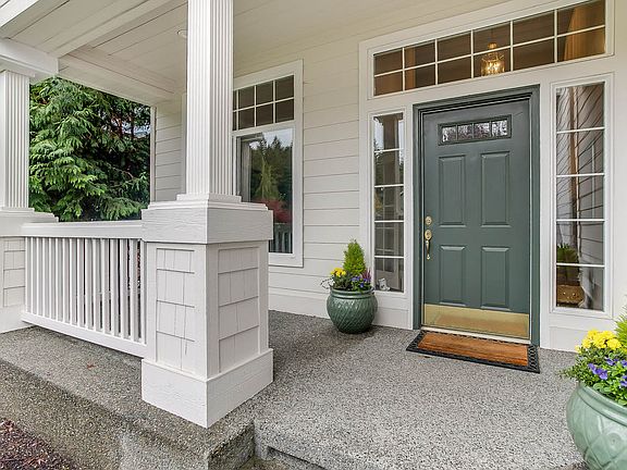 3rd image of 4016 250th Ave SE