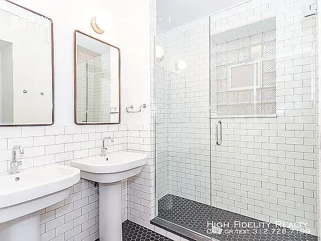 834 W Waveland Ave #2 — Photo 11