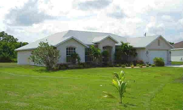 CBS 4/3/2 Pool Home on 1/3 Acre