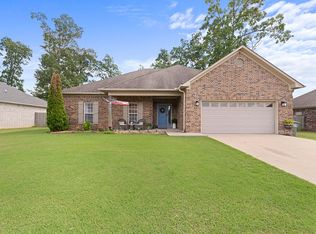 1215 Alex St, Conway, AR 72032