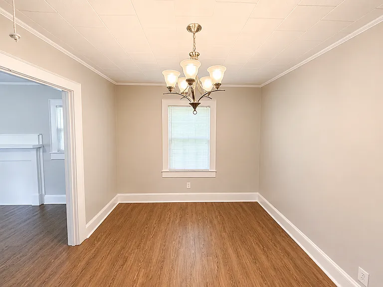 406 Somers Ave — Photo 5