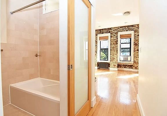 3rd image of 527 W 141st St APT 5