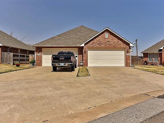 3rd image of 11307 NW 121st Pl #11307