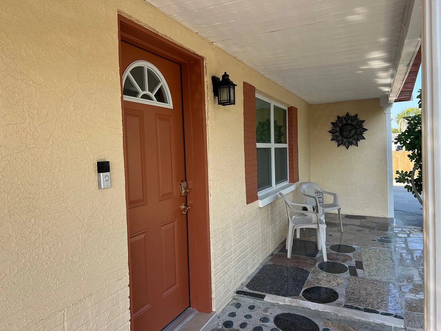 2 bed, 1200 sqft, $2,250 — Photo 2