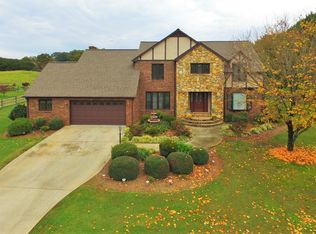 235 Spring Run Dr, Mooresville, NC 28117
