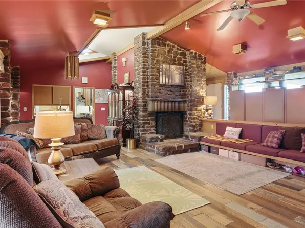 1979 Buffington Rd, Westville, OK 74965
