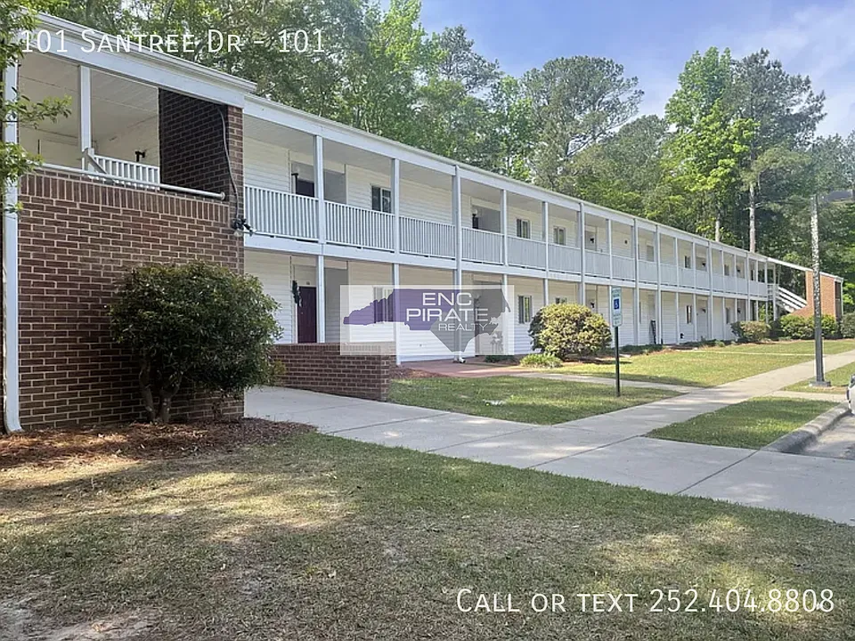 101 Santree Dr #101
